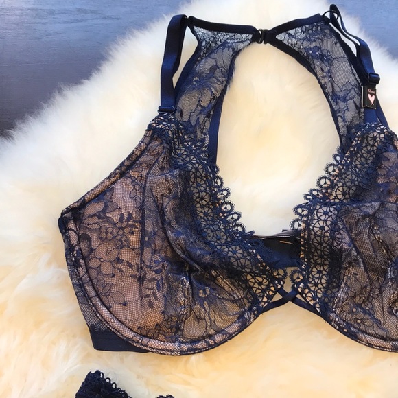 NWT Victoria’s Secret unlined blue bra panty set! - Picture 2 of 5